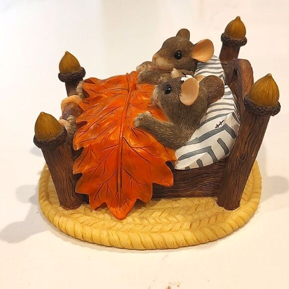 Charming Tails Collectibles by Fitz and Floyd "The Honeymoons Over" Collectible - Picture 2 of 10